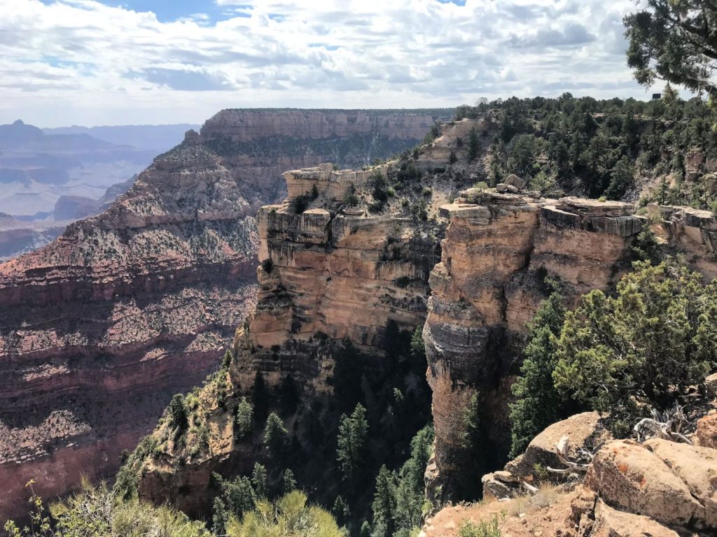 Rocky cliffs Grand Canyon